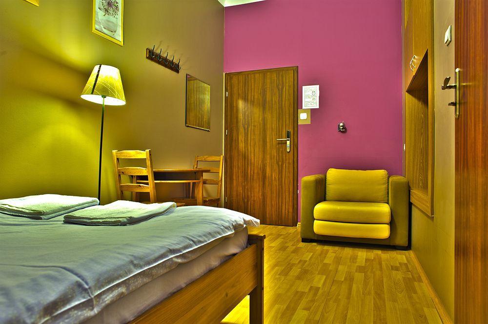 ורשה Nathan'S Villa Hostel מראה חיצוני תמונה